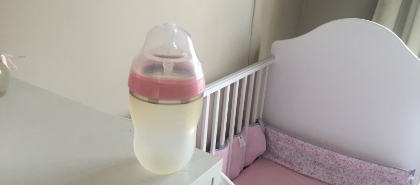 comotomo bottles yellow